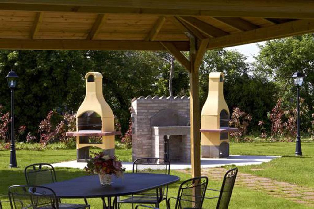 Agriturismo Il Brugnolo Scandiano Exteriör bild