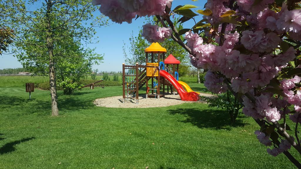 Agriturismo Il Brugnolo Scandiano Exteriör bild