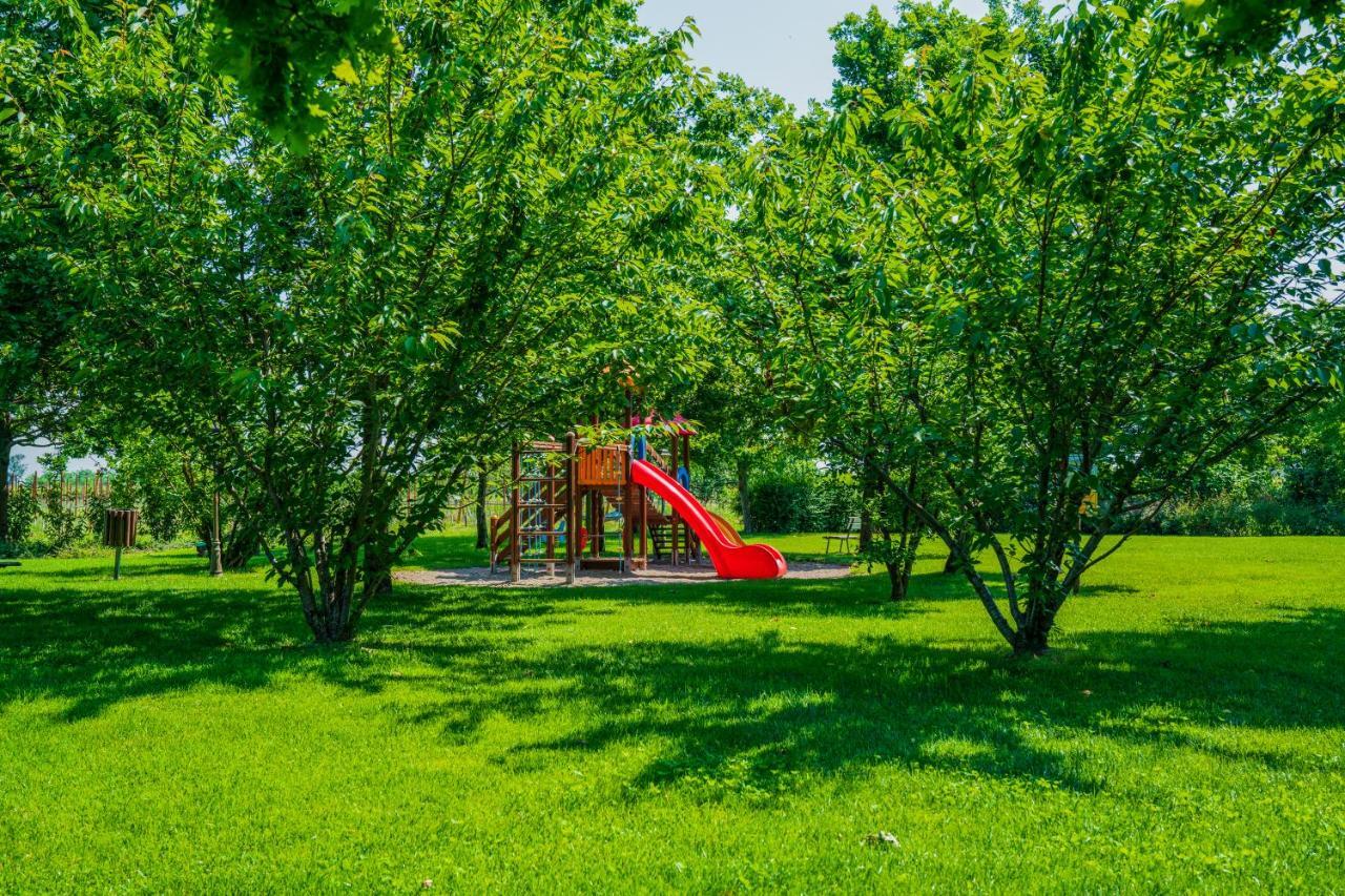 Agriturismo Il Brugnolo Scandiano Exteriör bild